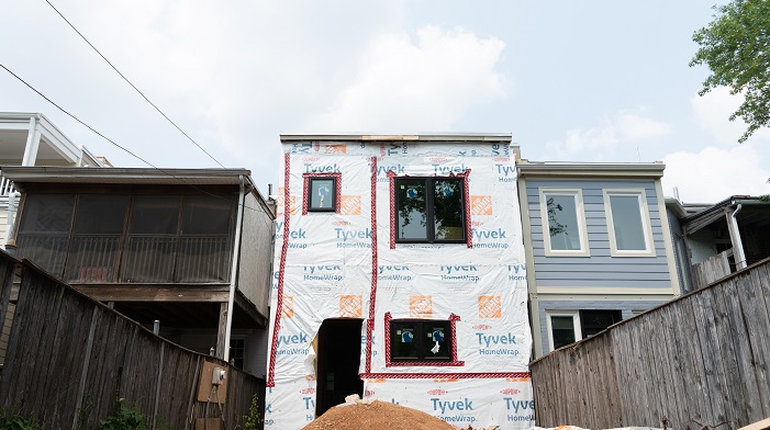 House under construction, property owner had to notify neighbors